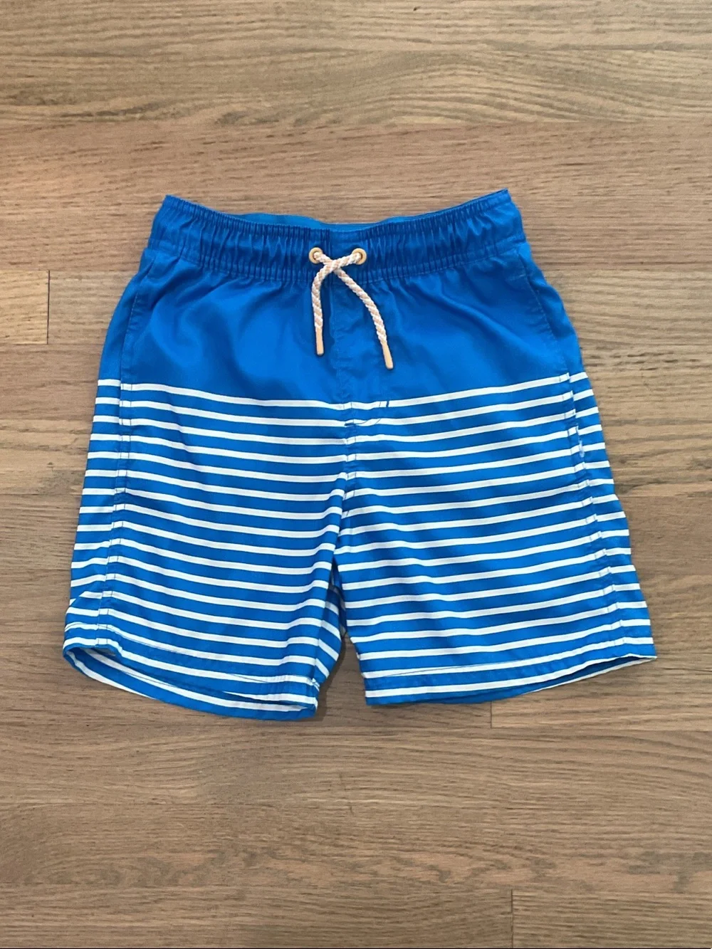 Cat & Jack Blue and White Striped Swim Trunks Size M (8)
